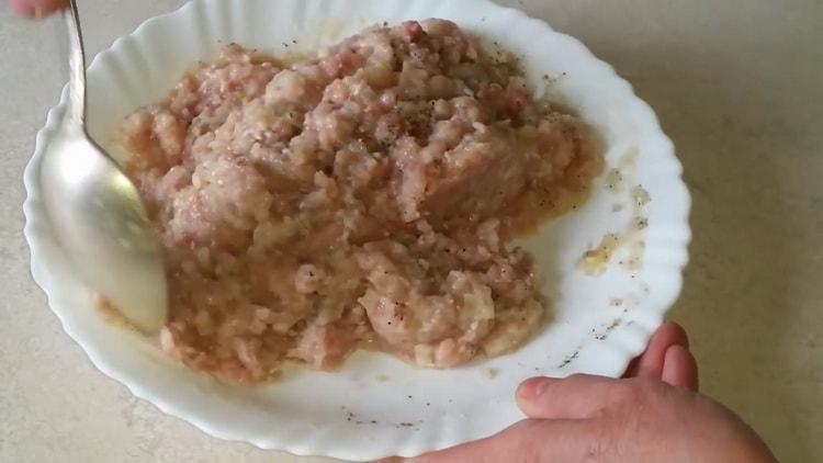 To prepare puff pastry pasties, prepare the ingredients