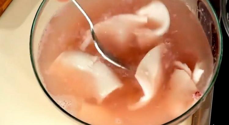 To prepare a salad, prepare everything you need