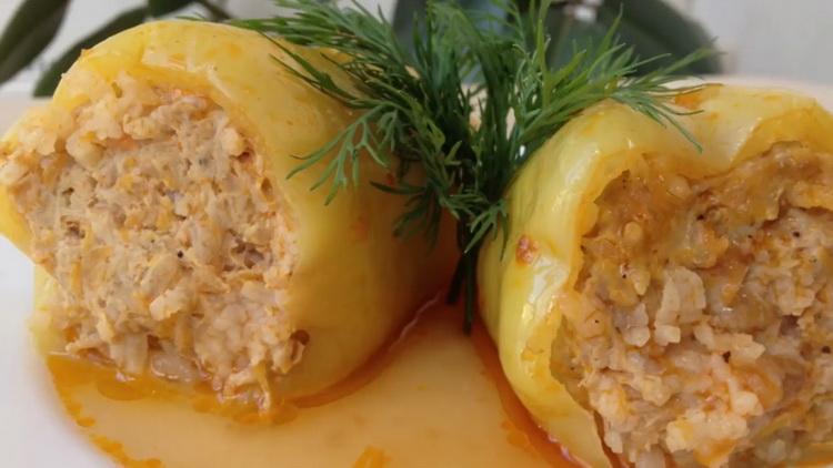 stuffed peppers with minced meat