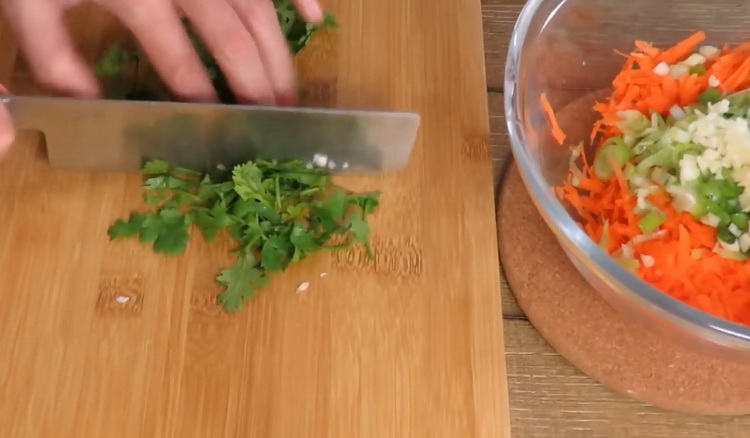 To cook meatballs, chop greens