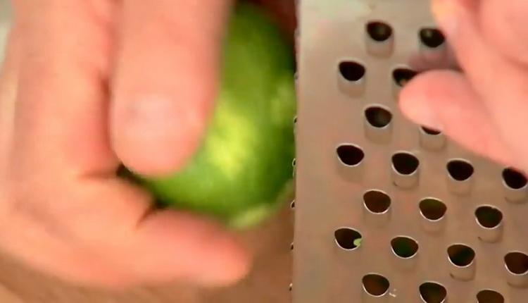 For the salad, prepare the zest