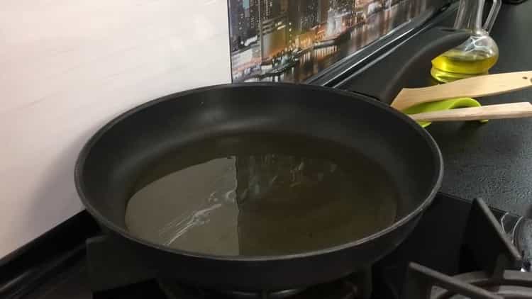 To make potato pancakes, chop the pan