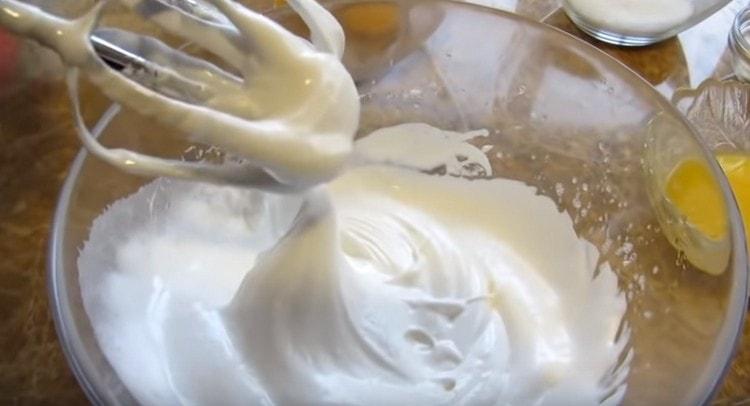 Squirrels need to be beaten to persistent peaks.