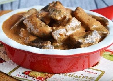 We prepare the most tender beef stroganoff from the liver according to the recipe with a photo.