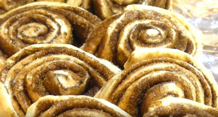 The buns should come a little more right on the baking sheet.