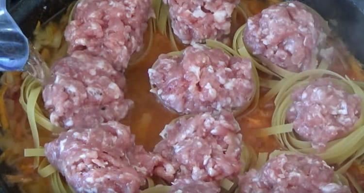 Add water so that it covers only pasta.