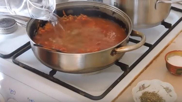 Add water to the sauce.