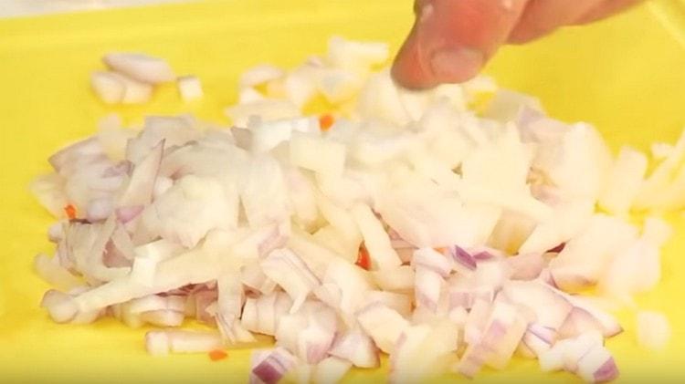 We also chop onions.