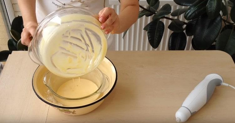 Now the creamy-yolk cream needs to be cooled.