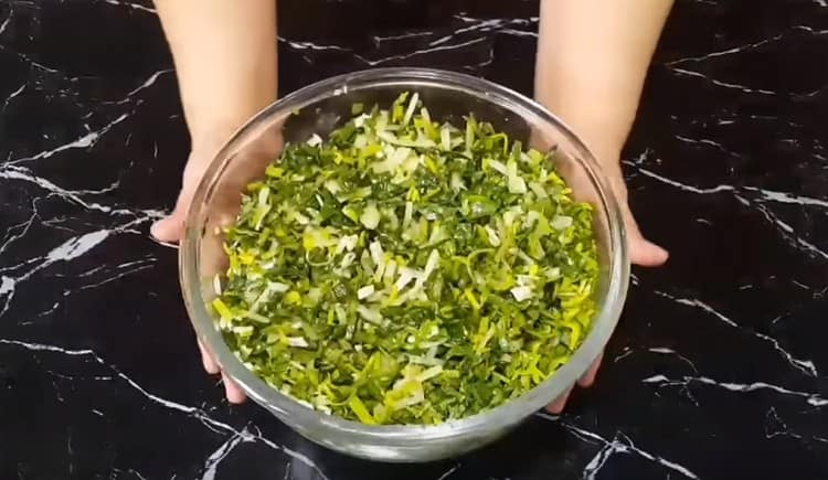 Filling of greens for samsa is ready.