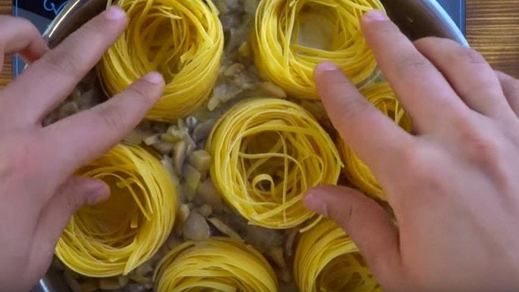 We spread the paste directly into the sauce.