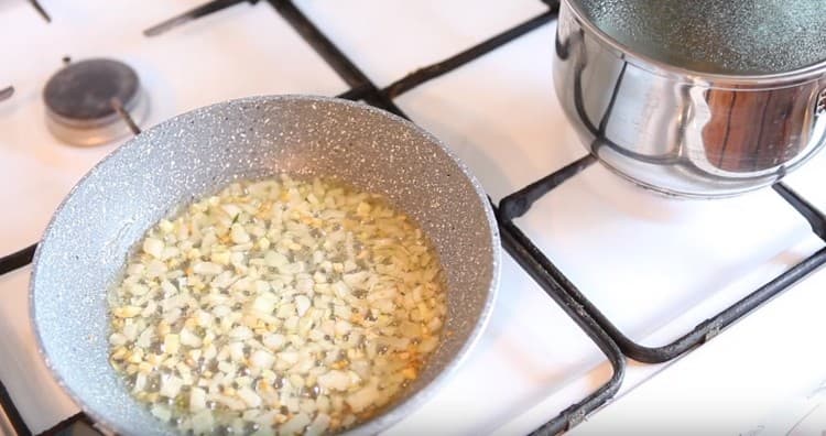 Add the onions to the garlic.