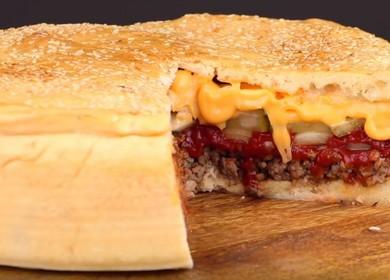Cooking a delicious cheeseburger pie: recipe with step by step photos and videos.