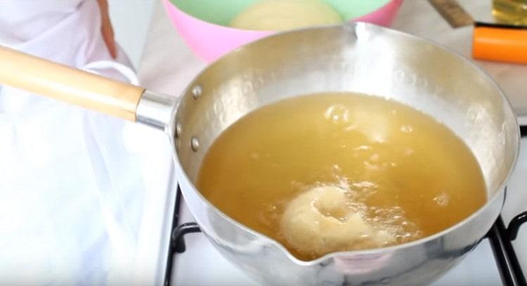 The remaining dough can also be simply fried.