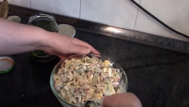 Mix all the ingredients well.