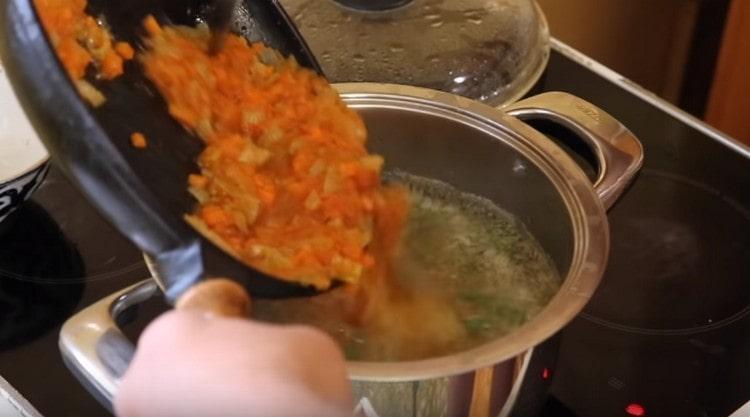 At the end of cooking, add vegetable dressing.