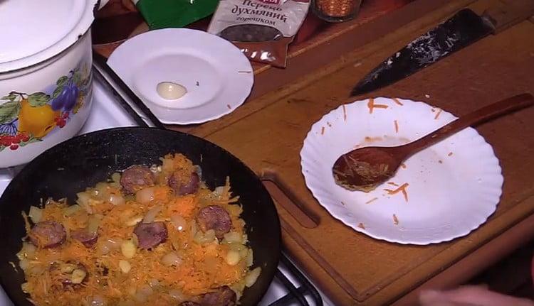 We fry it and turn it off after a few minutes.