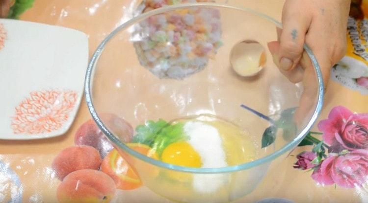 Add salt and sugar to the egg.