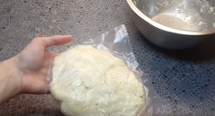 Put the dough in the bag.