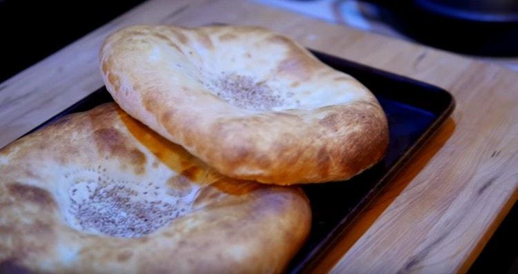 Uzbek tortilla is an excellent substitute for bread.