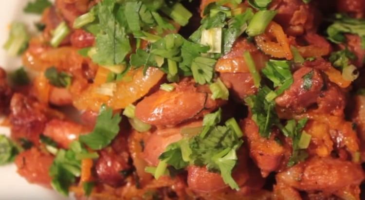 Red beans prepared according to this recipe are tasty and nutritious.