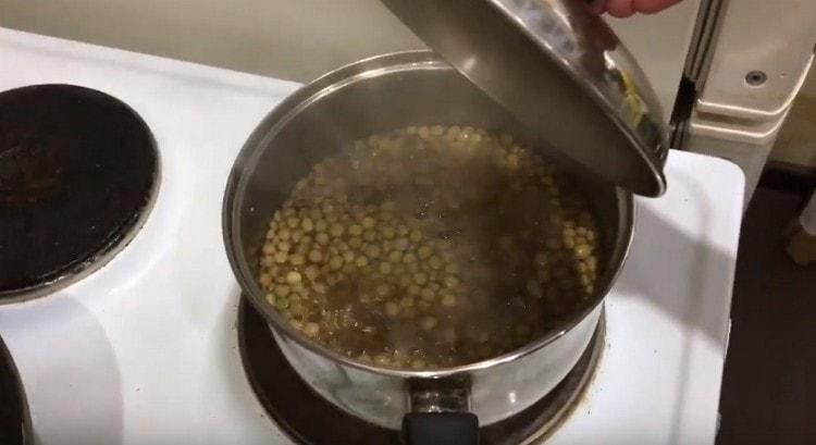 Cook lentils until cooked.