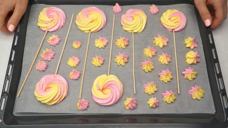 to prepare meringues, lay meringues on a baking sheet