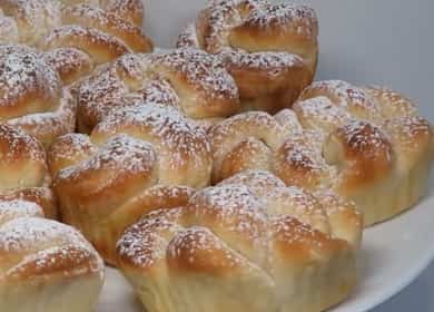 Butter rolls Flowers with sugar on yeast dough 🍞
