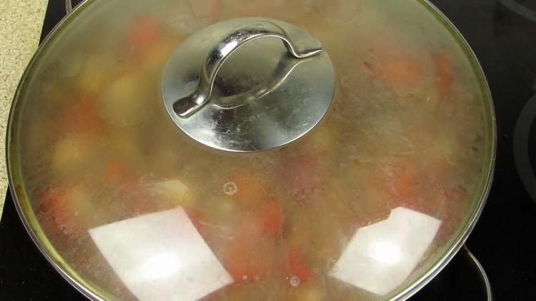 Stew vegetables for potato pancakes