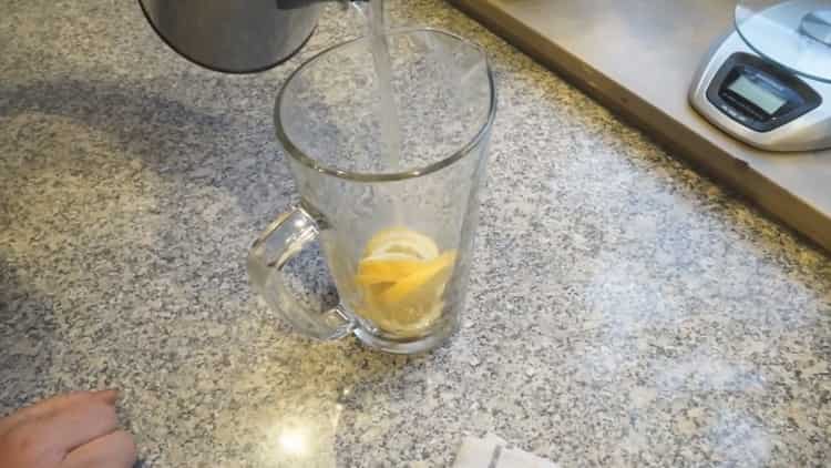 To make tea, mix the ingredients.