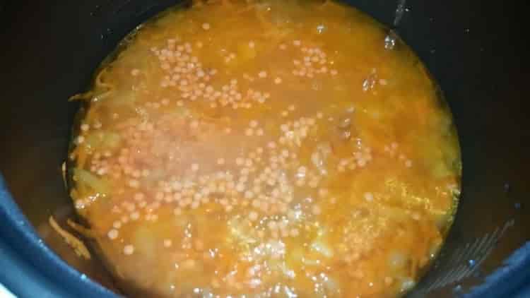 Red lentils can be cooked in a slow cooker