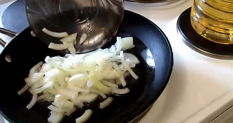 Toast, fry the onions