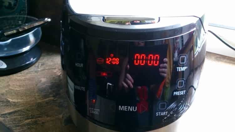 For cooking cheesecakes, set the desired mode