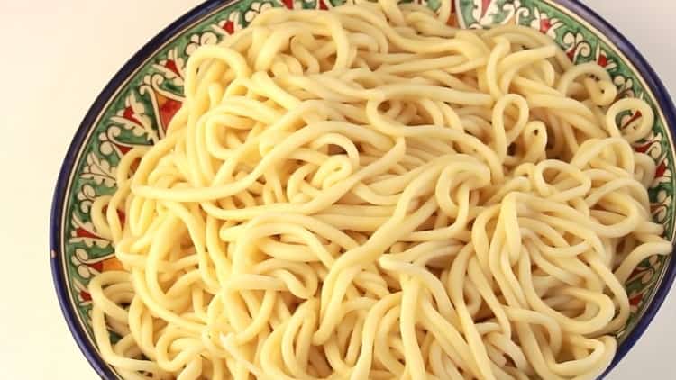 lagman noodles ready