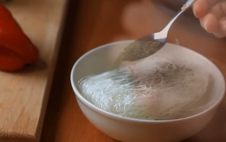 How to cook funchose noodles