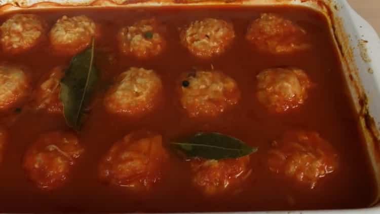 Cooking lazy cabbage rolls in the oven