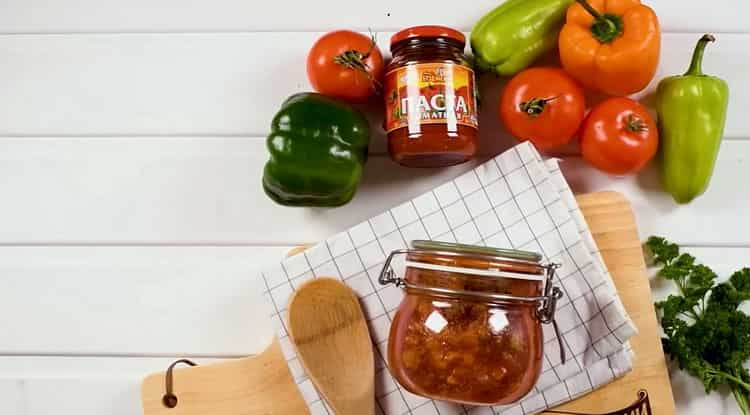 lecho with tomato paste ready