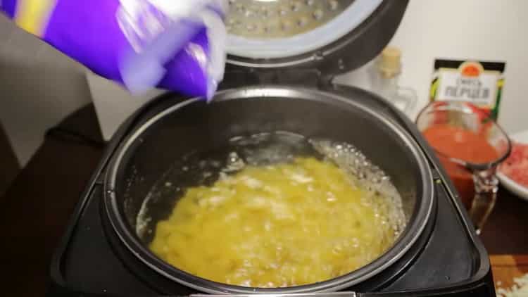To cook pasta with minced meat, boil pasta