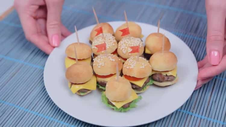 mini burgers are ready