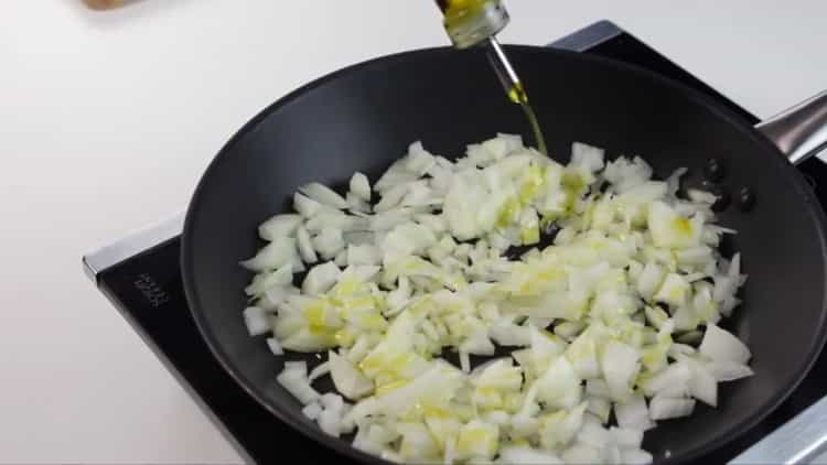 Toast, fry the onions