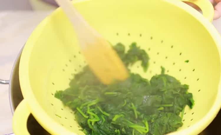 To make the pie, prepare the ingredients