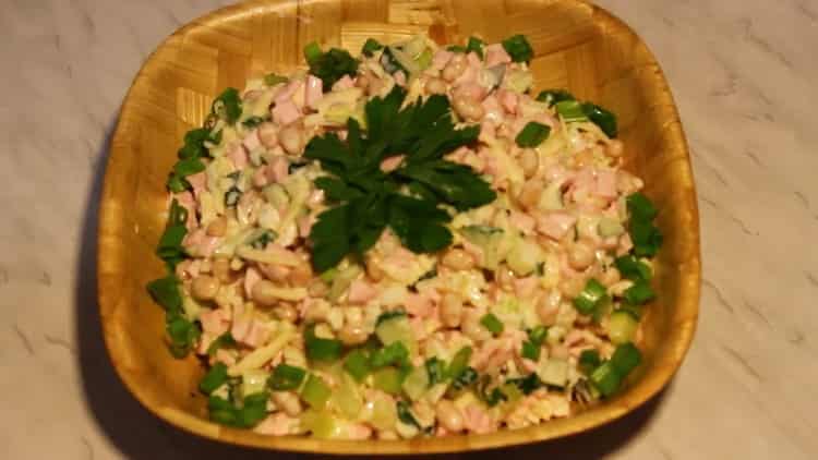 white bean salad ready