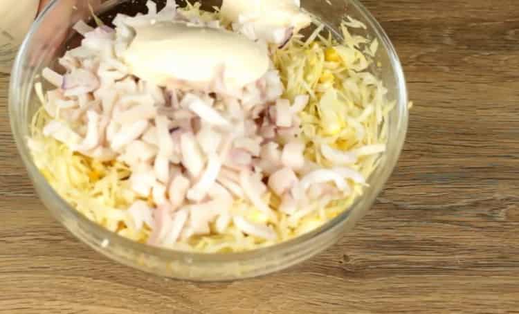 Mix the ingredients for squid