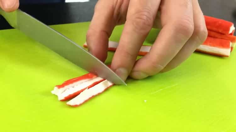 To prepare a salad, prepare the ingredients