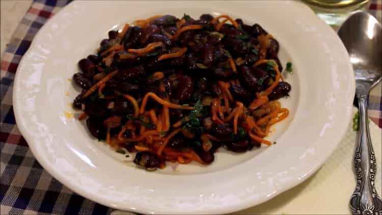 canned salad with beans