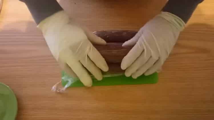 A simple recipe for a delicious creamy sausage with a photo