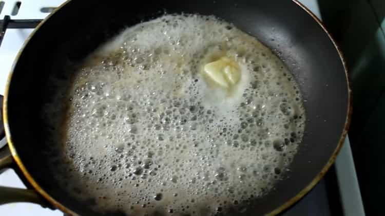 Cooking meatball sauce