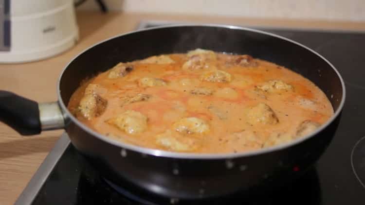 Combine the ingredients to make the meatballs