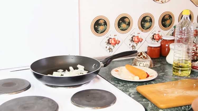 Toast, fry the onions