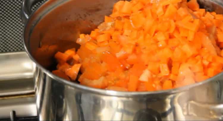 Mix the ingredients to cook.